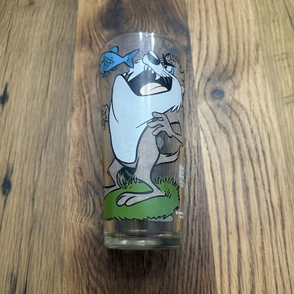 Pepsi Other - Vintage Taz Porky Pig Glass Pepsi Collector Series 1976 Fishing